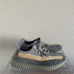 Adidas Yeezy Boost 350 v2 Ash Blue (Size: 11.5)